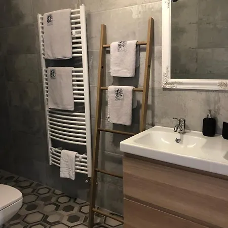 Apartamento Viktória Tihany