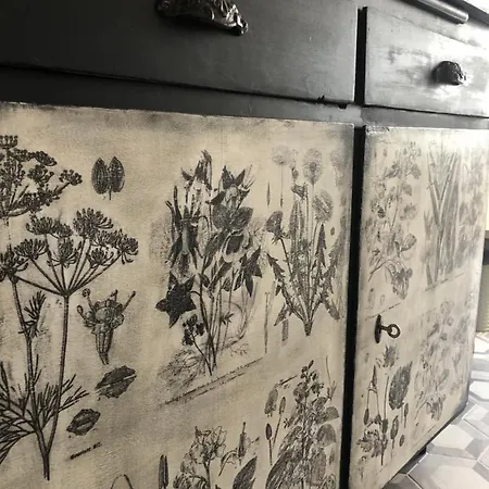 Viktória Apartamento *