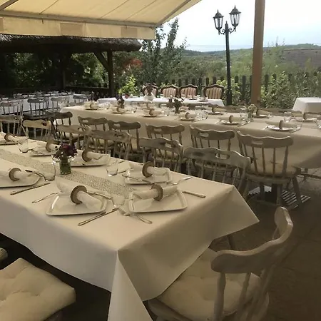 Apartamento Viktória Tihany