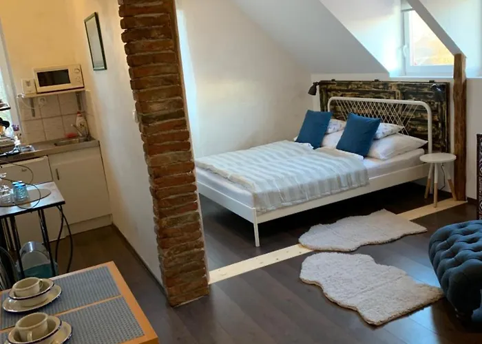 Apartamento Viktória *
